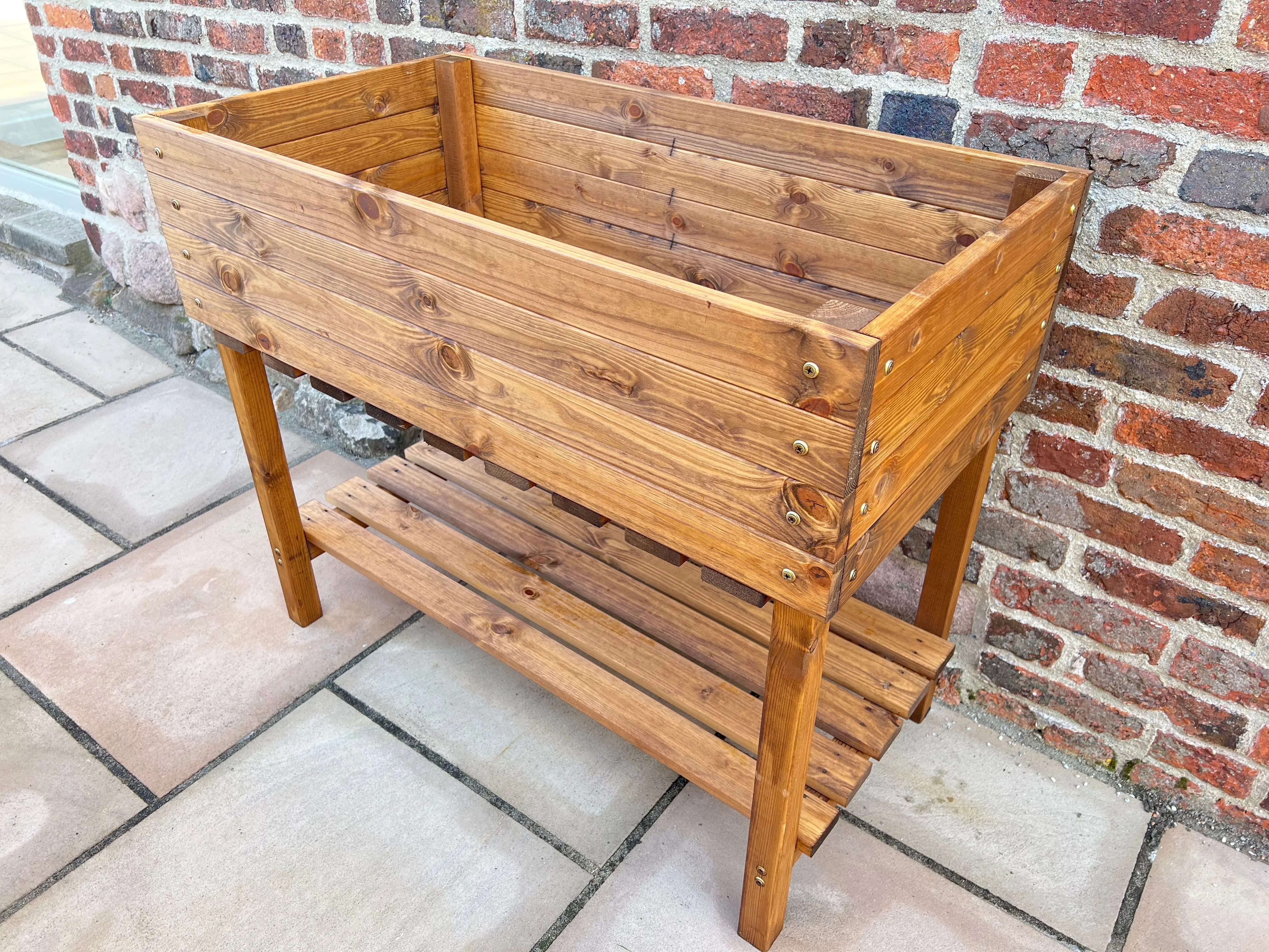 Charles Taylor Peakes Large Veg Planter