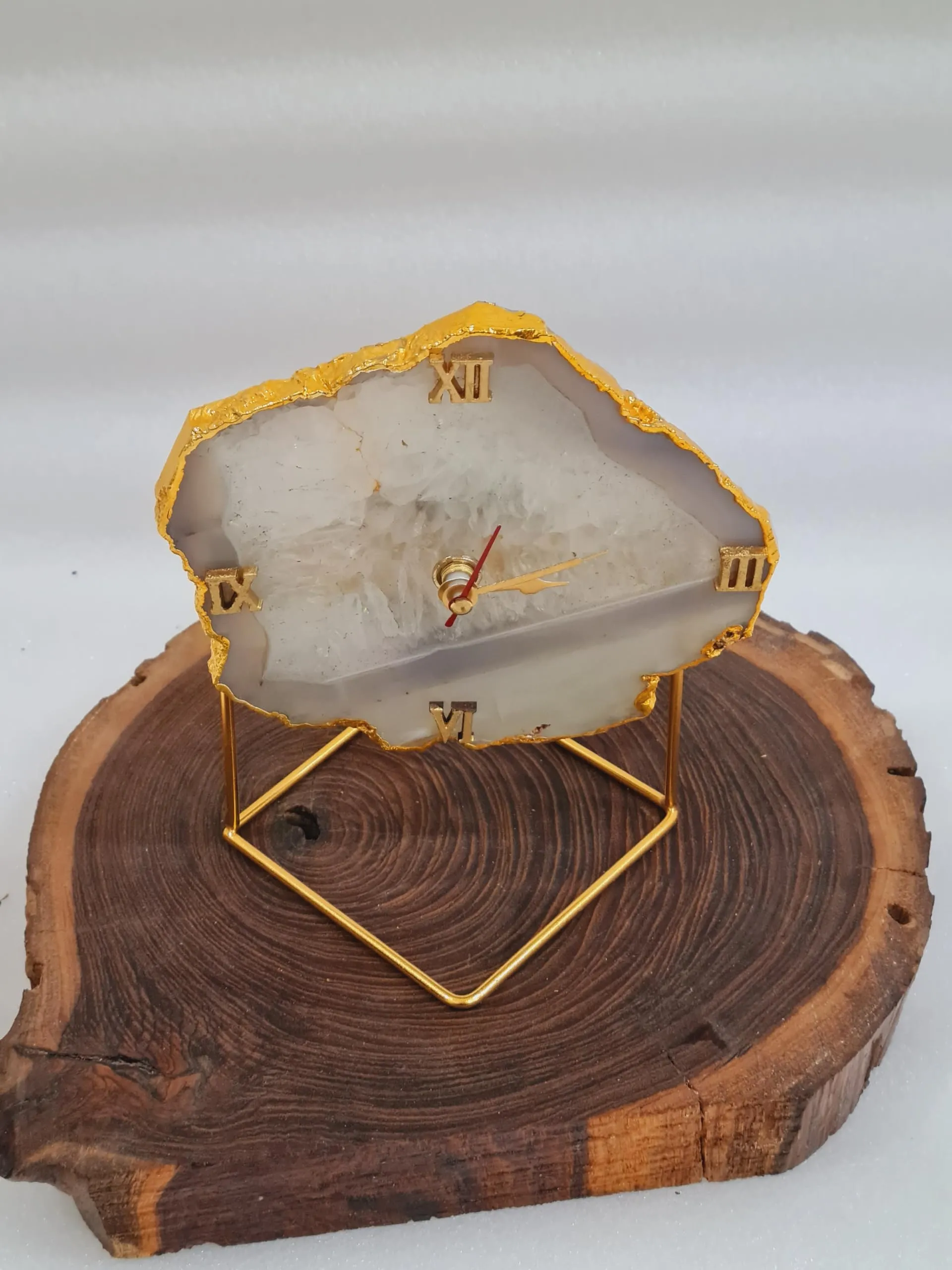 HOMEARTE INDIA Agate Stone Desktop Clock Antique Table Clock for Home Decor and Office StudyTable Shelf Clocks Vastu Items for Home for Good Luck- Natural Crystal