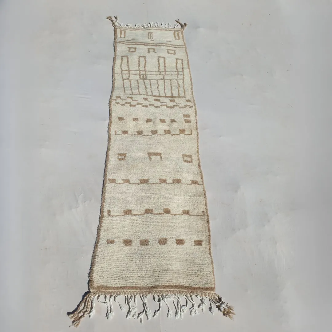 Khtaira - White Moroccan Runner Rug Ultra Soft Beni Ourain | Authentic Berber Hallway runner | 2'76x9'91 ft | 84x302 cm