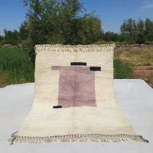 Khzamia | Moroccan Beni rug 6x9 Ultra Soft | White & Lavender Beni Ouarain | 9'51x6'69 Ft | 290x204 cm