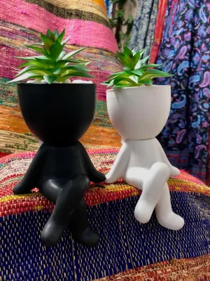 Lady Planter Cross Leg - FILLED