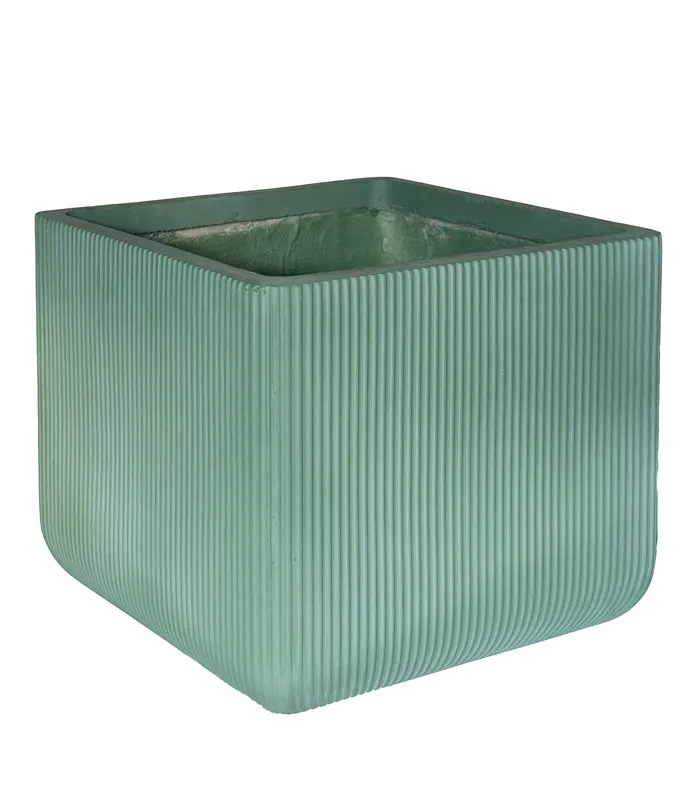 Ribbed square planter