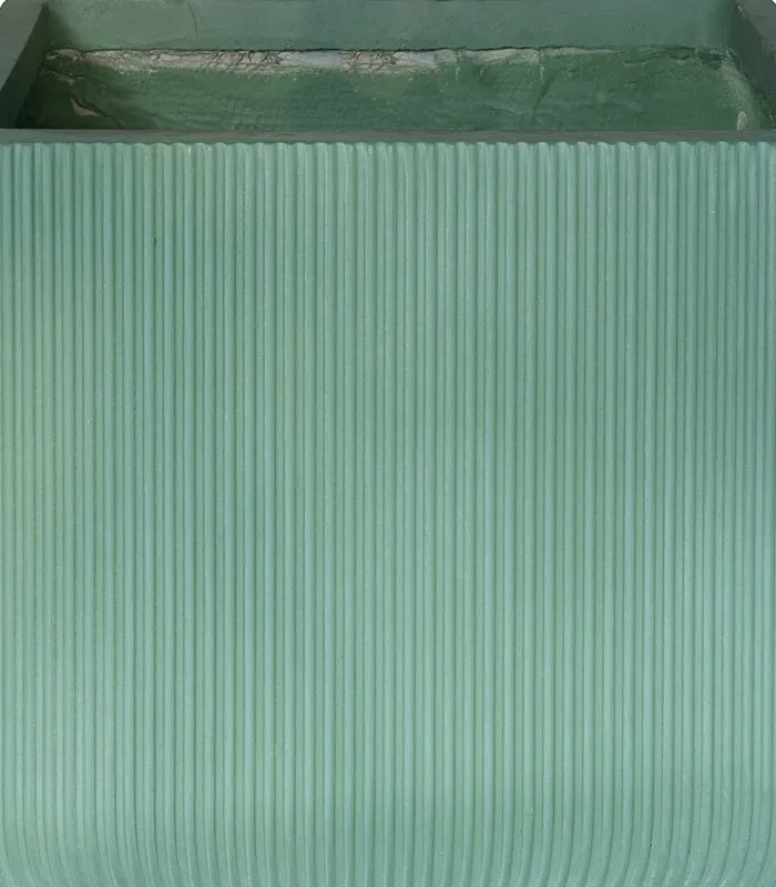 Ribbed square planter