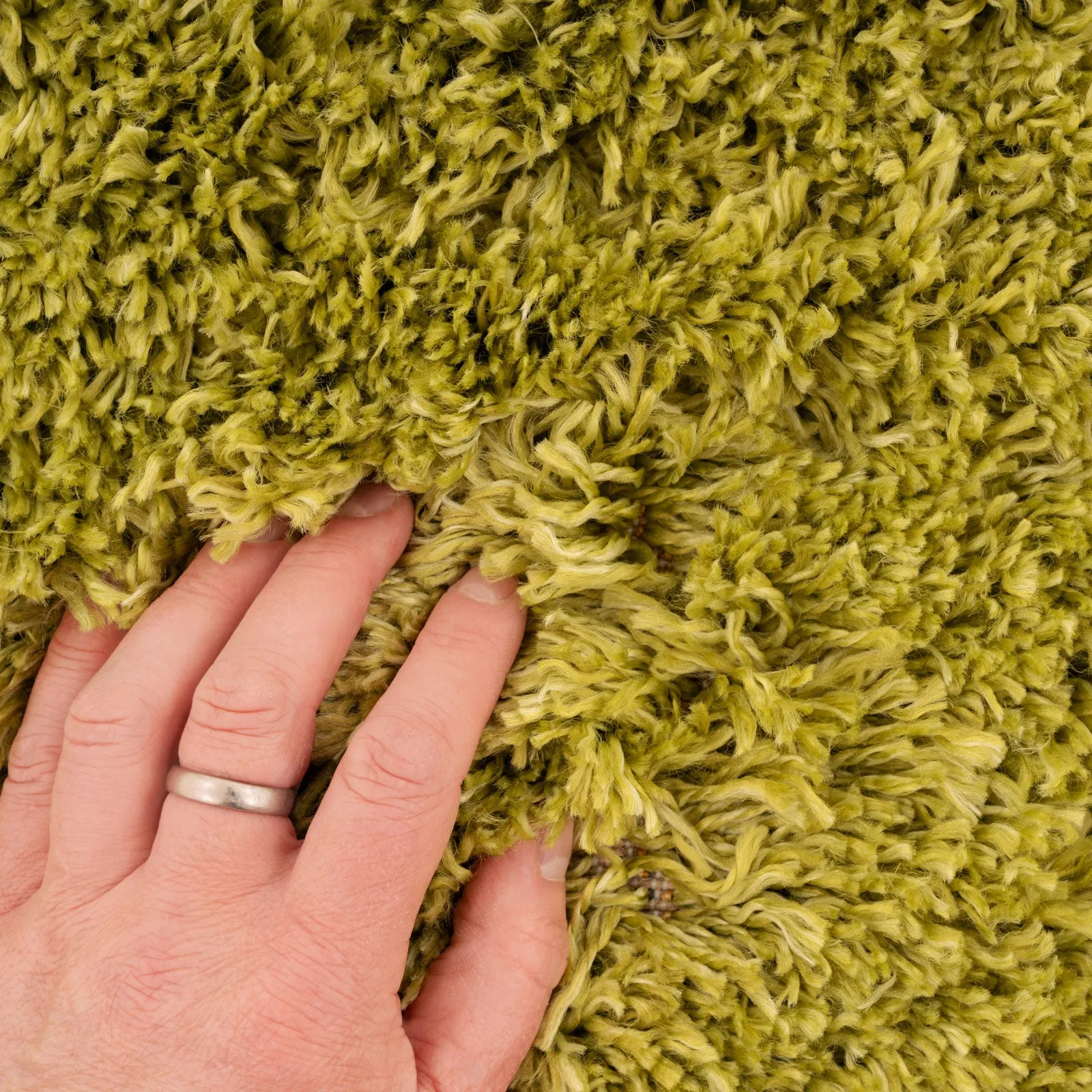 Super Soft Luxury Moss Green Shaggy Rug - Aspen